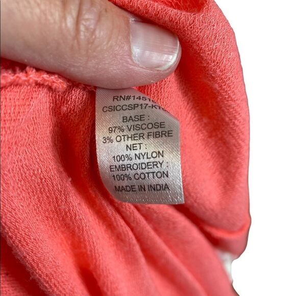 Charming Charlie Peach Sleeveless Asymmetrical Top With Lace Hem, Size M - Picture 7 of 8